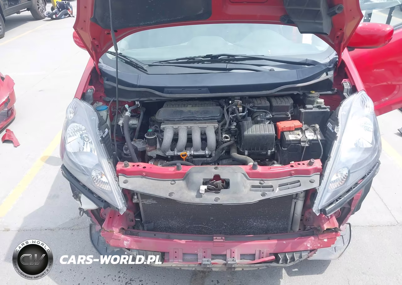 2013 Honda Fit VIN:JHMGE8H33DC026172 - 10