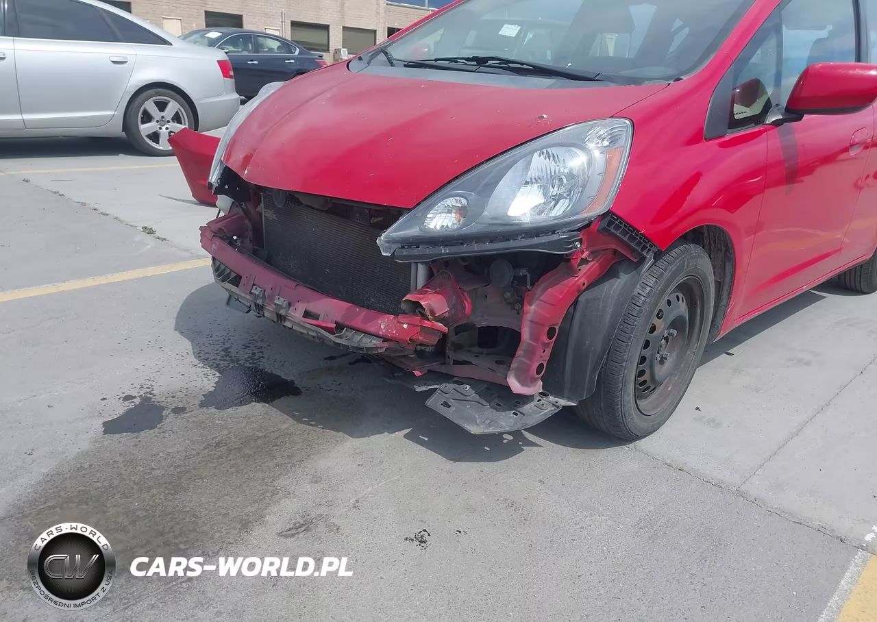 2013 Honda Fit VIN:JHMGE8H33DC026172 - 6