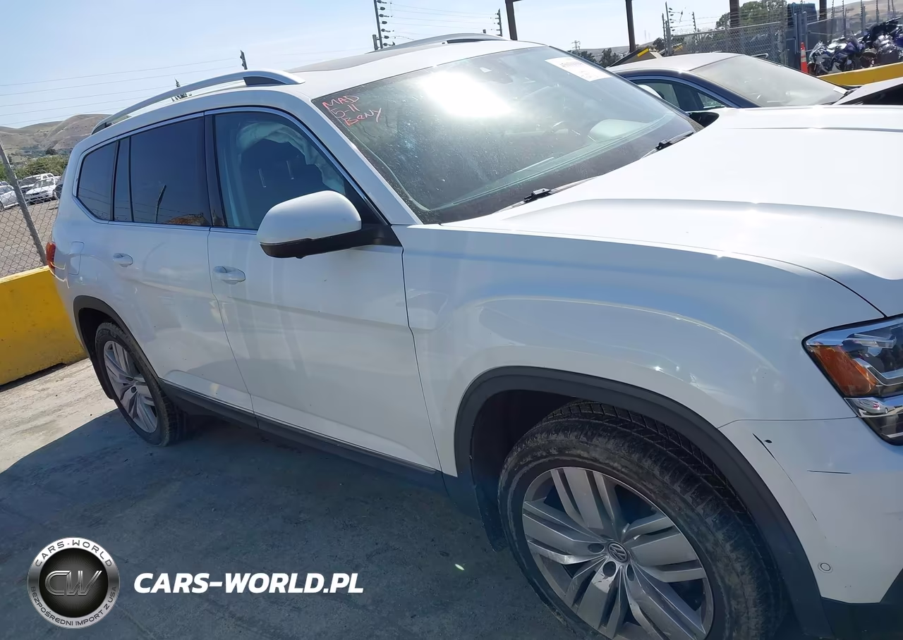 2018 Volkswagen Atlas 3.6L V6 Sel Premium VIN:1V2NR2CA7JC551147 - 13