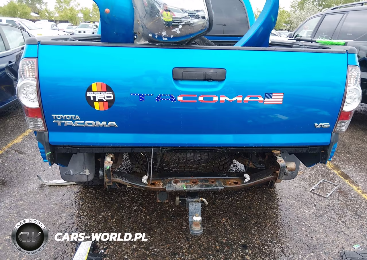 2011 Toyota Tacoma Base V6 VIN:3TMLU4EN1BM066652 - 17