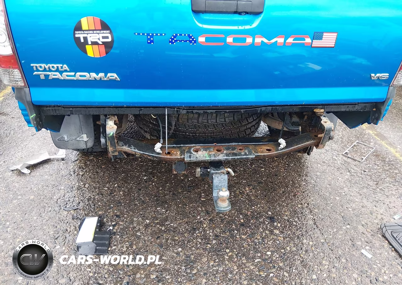 2011 Toyota Tacoma Base V6 VIN:3TMLU4EN1BM066652 - 6