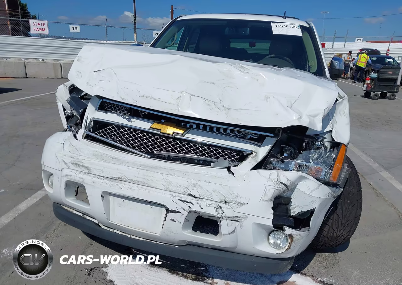 2013 Chevrolet Tahoe Lt VIN:1GNSCBE05DR369675 - 6
