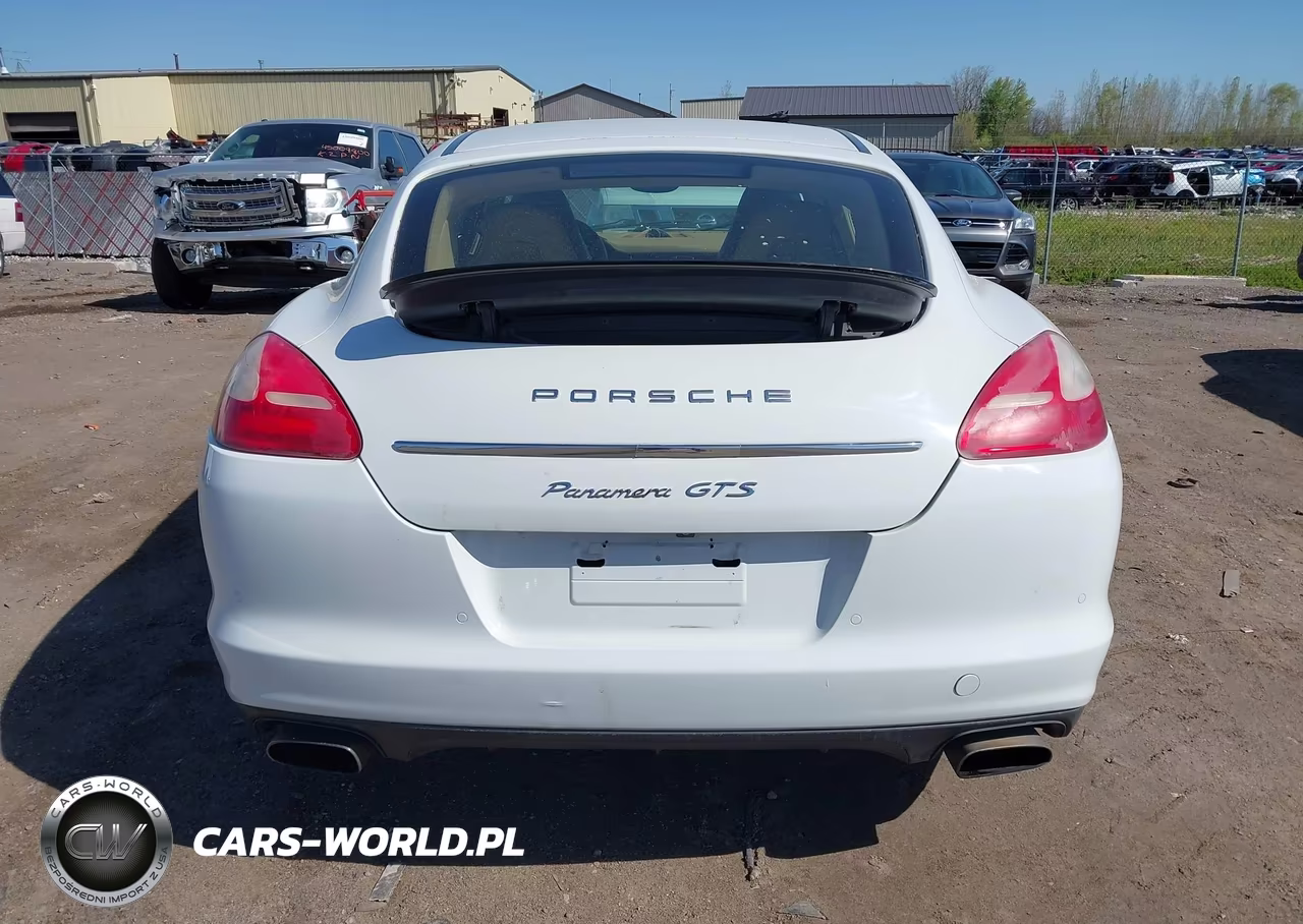 2013 Porsche Panamera 4 VIN:WP0AA2A74DL011676 - 16