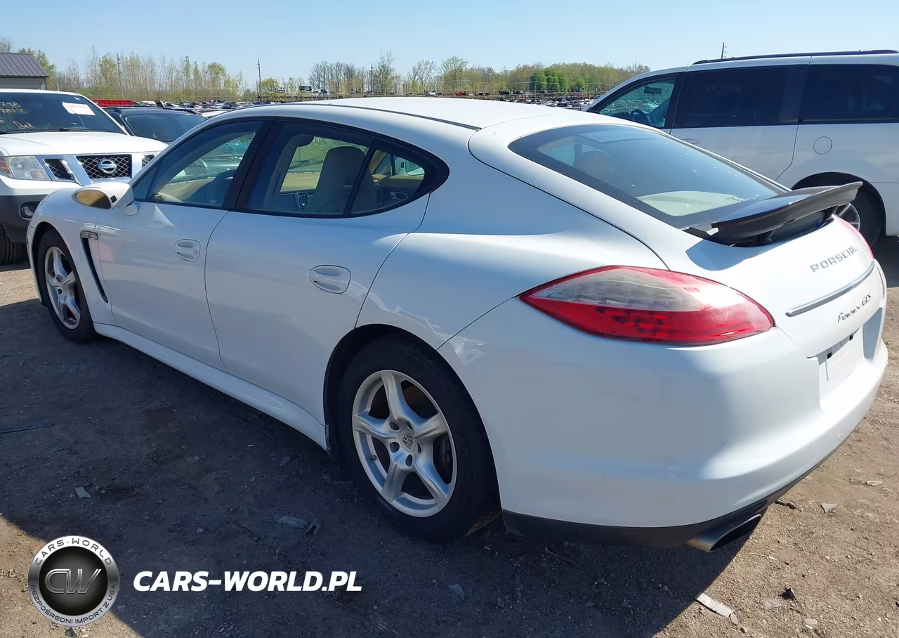 2013 Porsche Panamera 4 VIN:WP0AA2A74DL011676 - 3