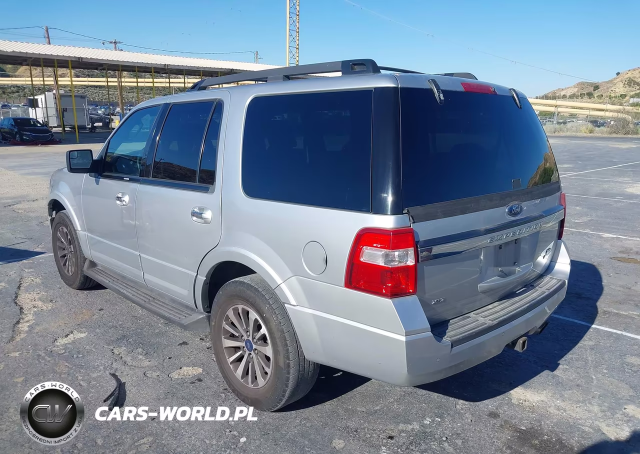 2017 Ford Expedition Xlt VIN:1FMJU1HT8HEA49857 - 3