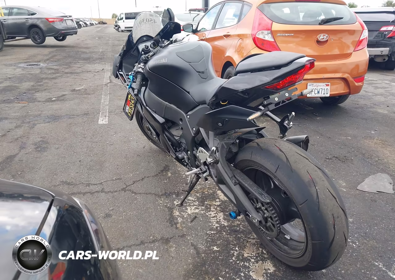 2025 Kawasaki Zx1002 M VIN:JKBZXVM13SA010298 - 3