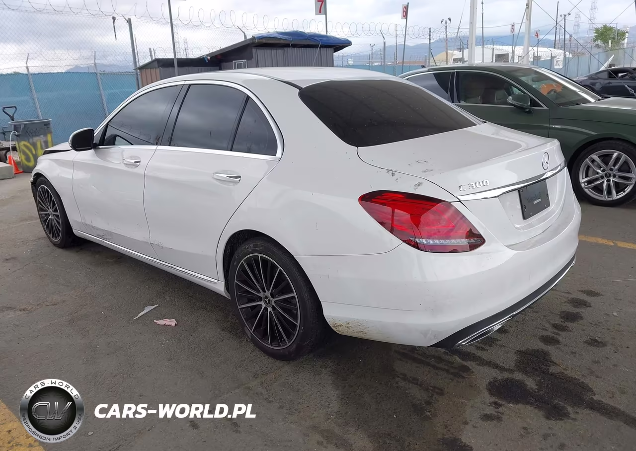 2021 Mercedes-Benz C 300 Sedan VIN:W1KWF8DB5MR639419 - 3