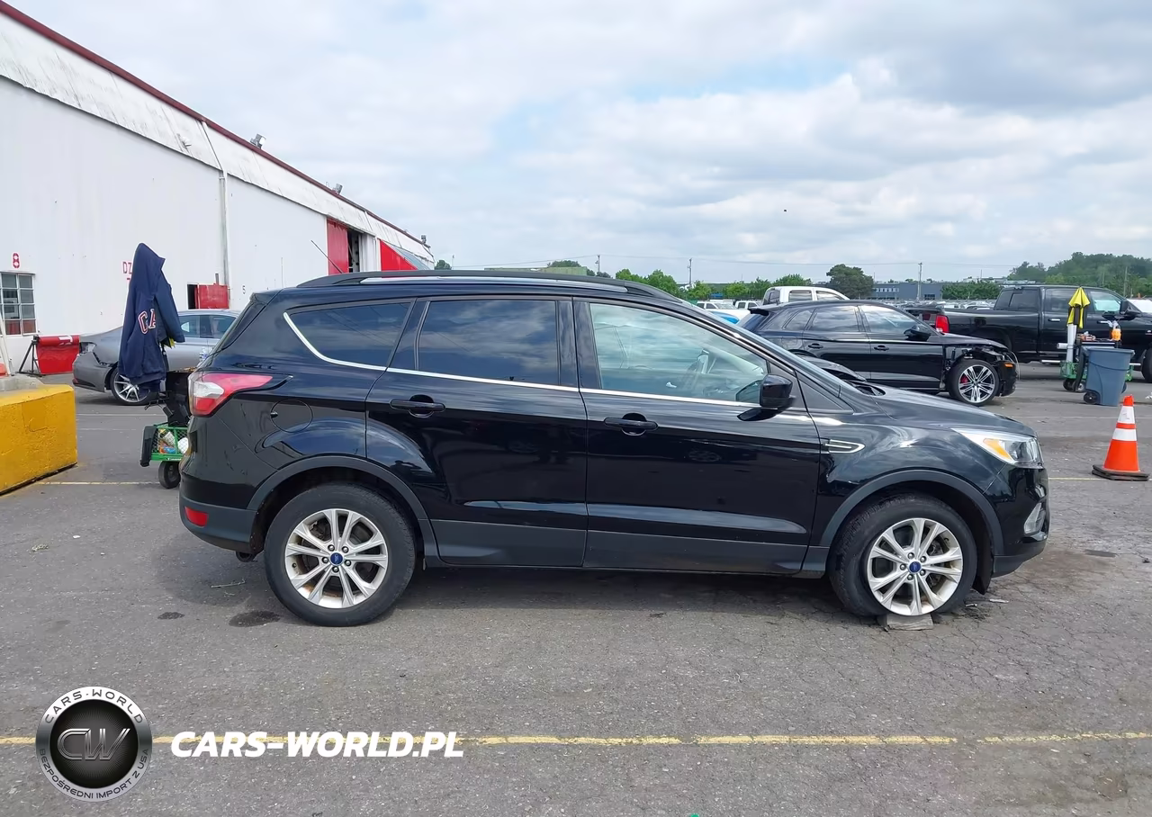 2018 Ford Escape Se VIN:1FMCU9GD2JUC90326 - 13