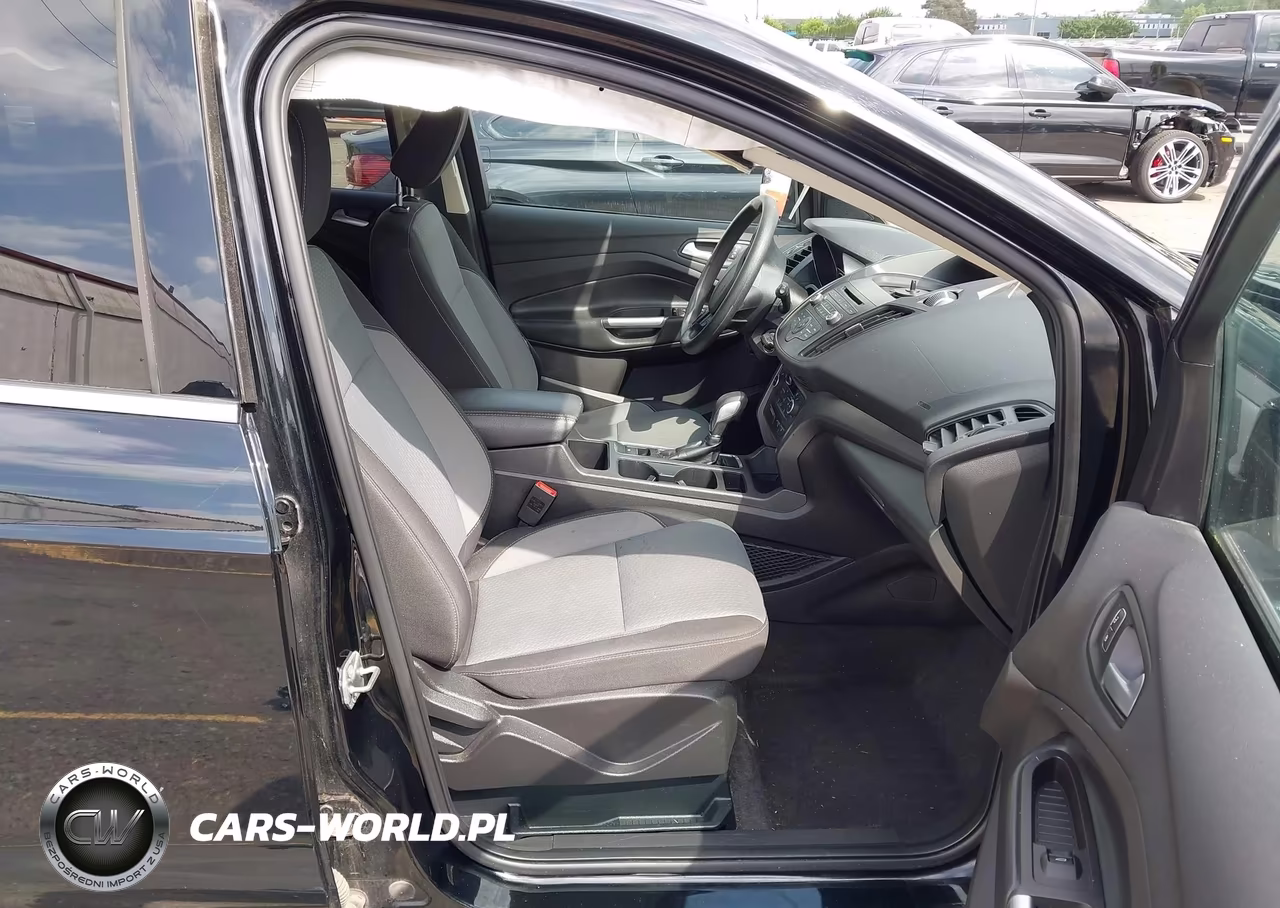 2018 Ford Escape Se VIN:1FMCU9GD2JUC90326 - 5
