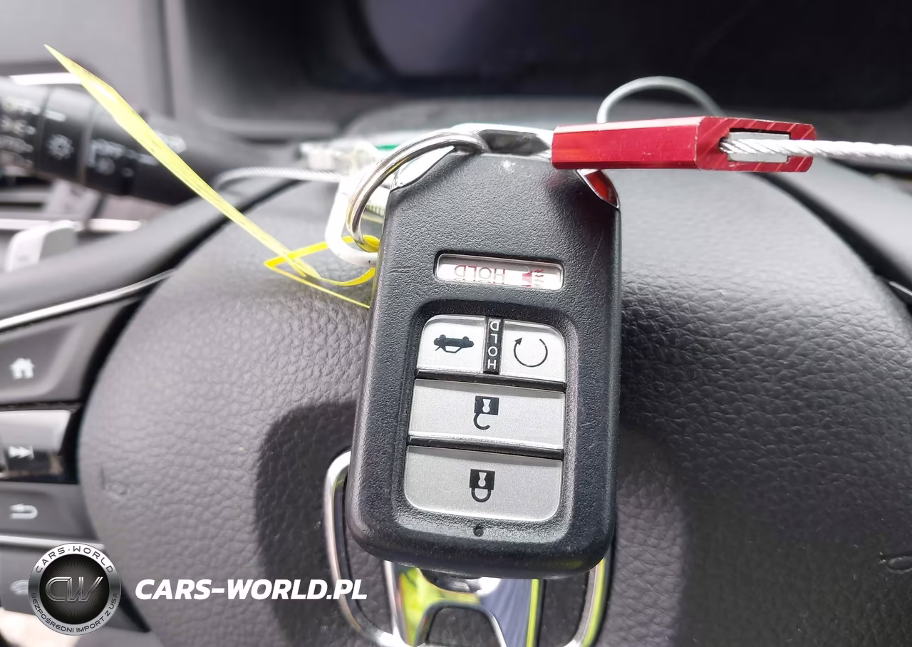 2018 Honda Accord Hybrid Touring VIN:1HGCV3F94JA012428 - 11