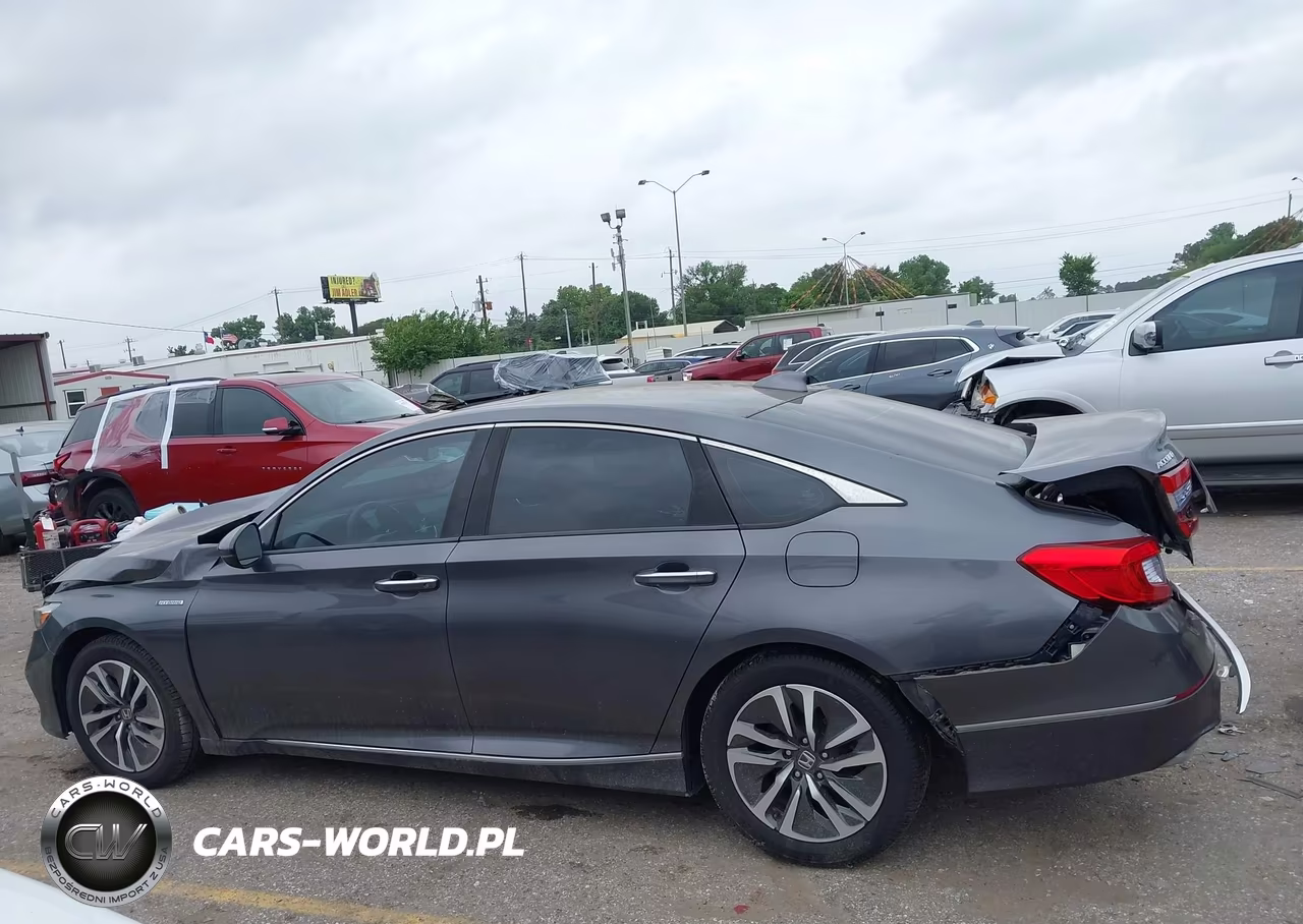 2018 Honda Accord Hybrid Touring VIN:1HGCV3F94JA012428 - 14