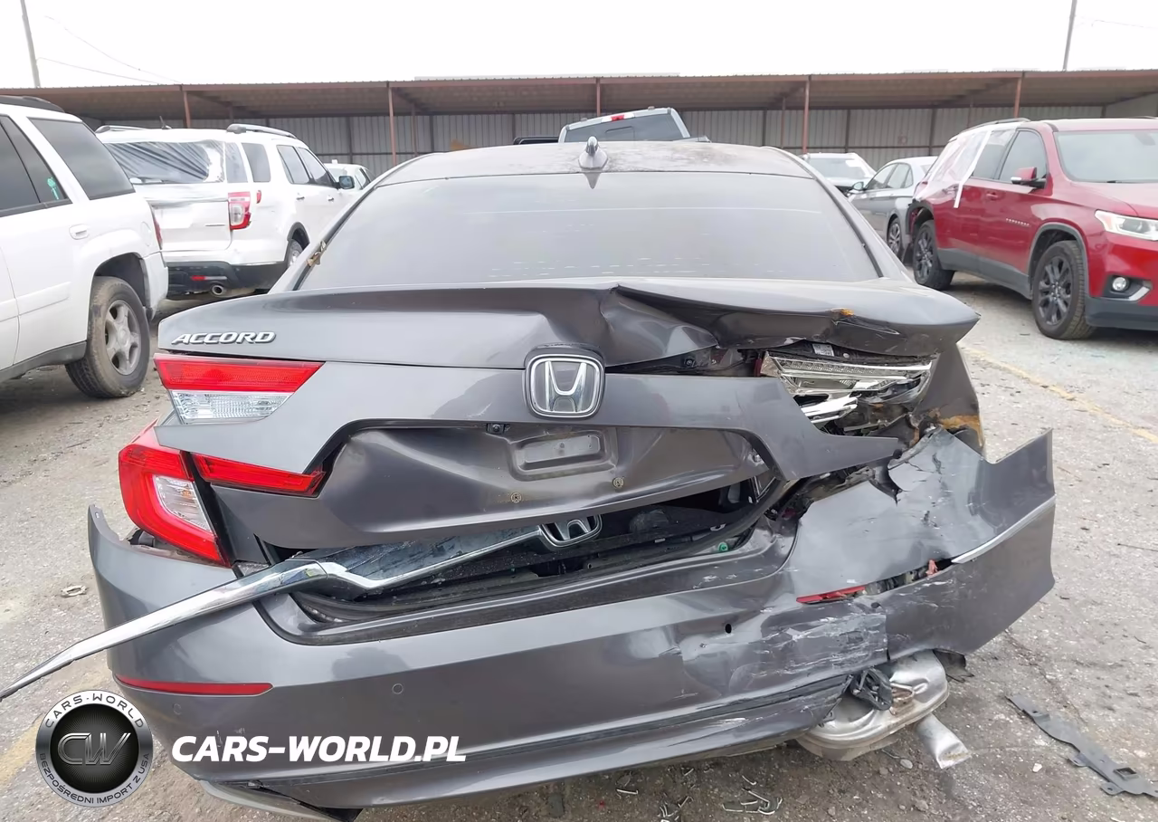 2018 Honda Accord Hybrid Touring VIN:1HGCV3F94JA012428 - 16