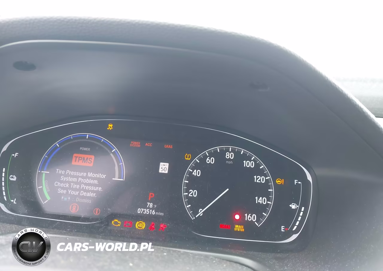 2018 Honda Accord Hybrid Touring VIN:1HGCV3F94JA012428 - 7