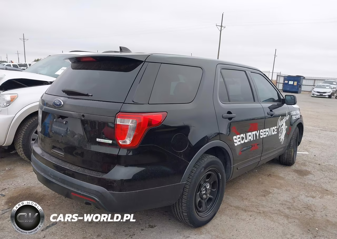 2017 Ford Utility Police Interceptor VIN:1FM5K8AT2HGA77443 - 4