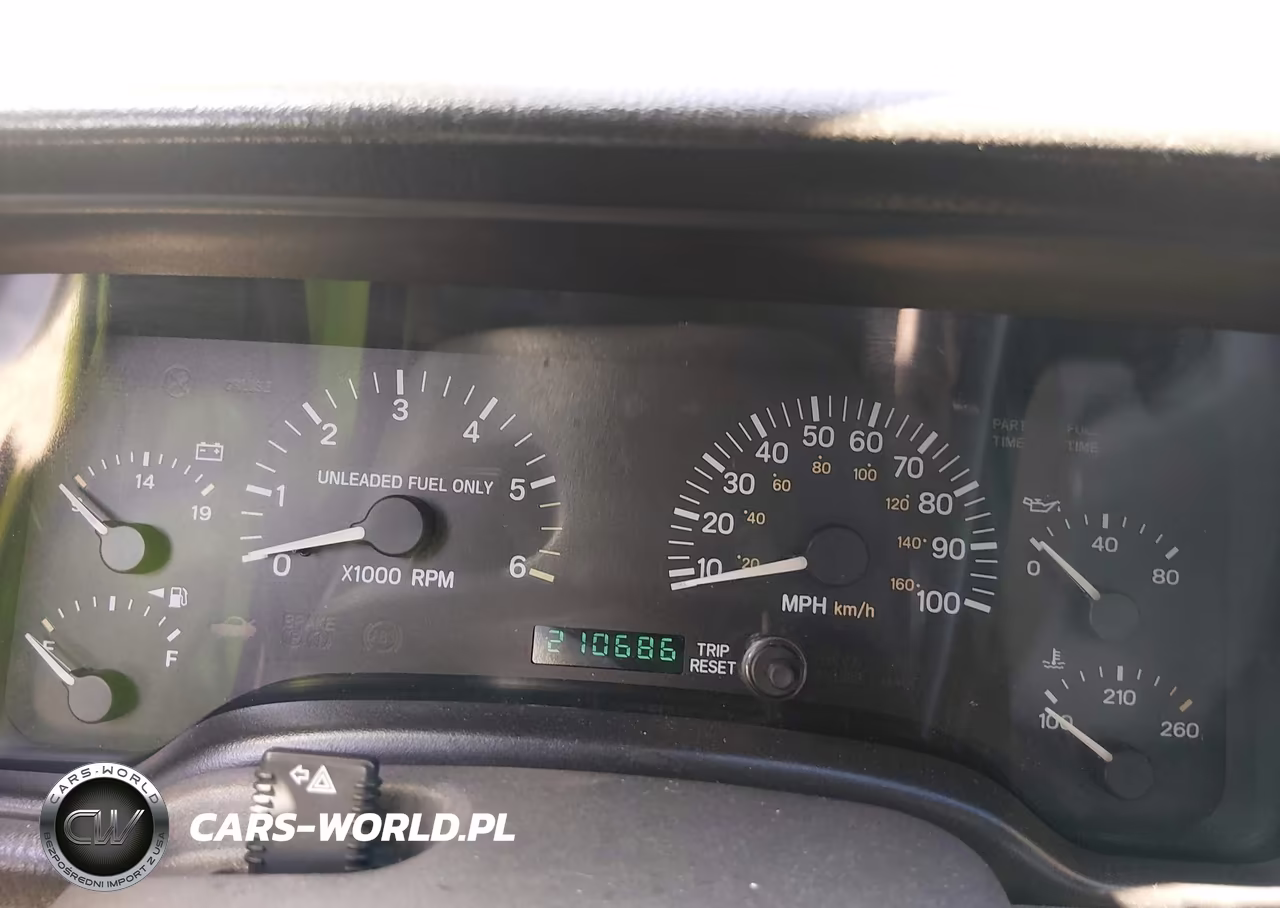 1998 Jeep Cherokee Classic-Sport VIN:1J4FJ68S3WL190359 - 7