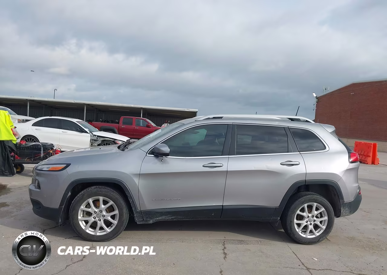 2017 Jeep Cherokee Latitude Fwd VIN:1C4PJLCB3HW640674 - 14