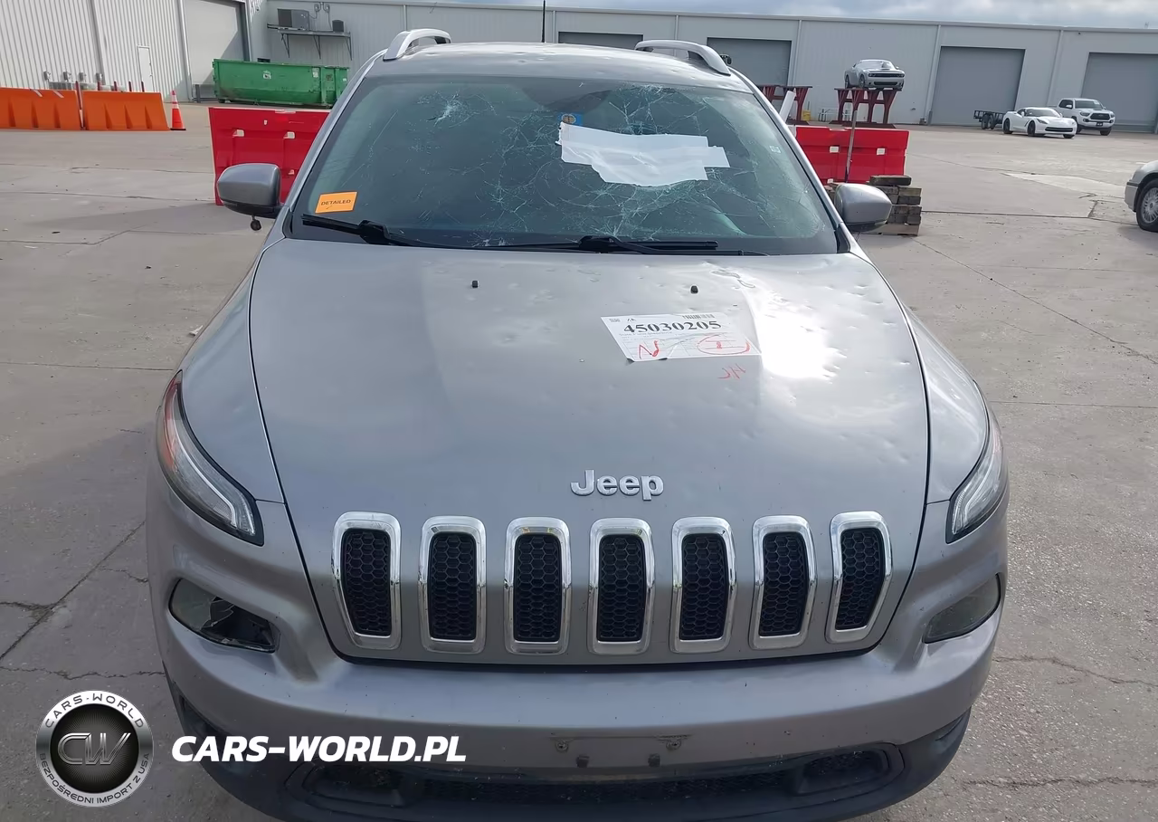 2017 Jeep Cherokee Latitude Fwd VIN:1C4PJLCB3HW640674 - 6