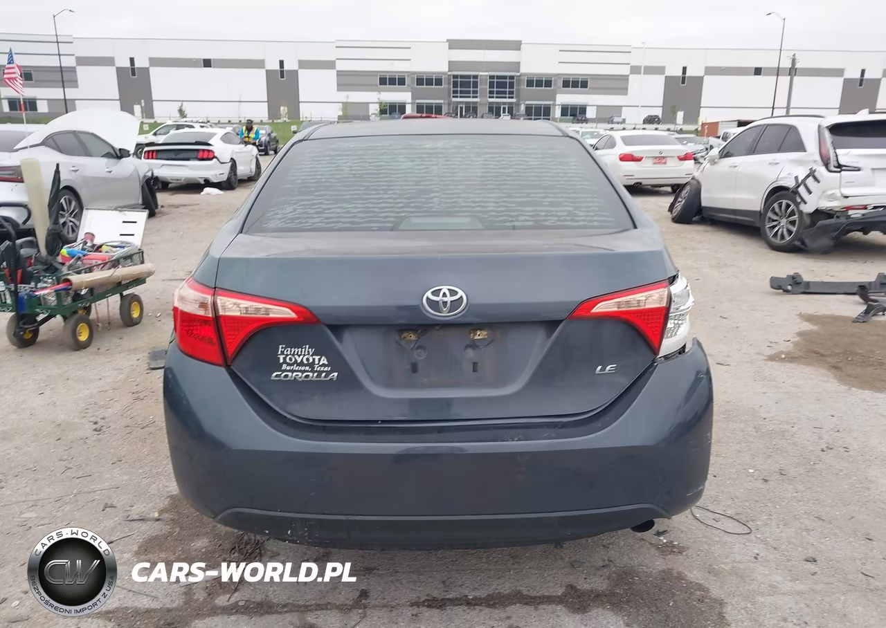 2018 Toyota Corolla Le VIN:5YFBURHE4JP759727 - 15