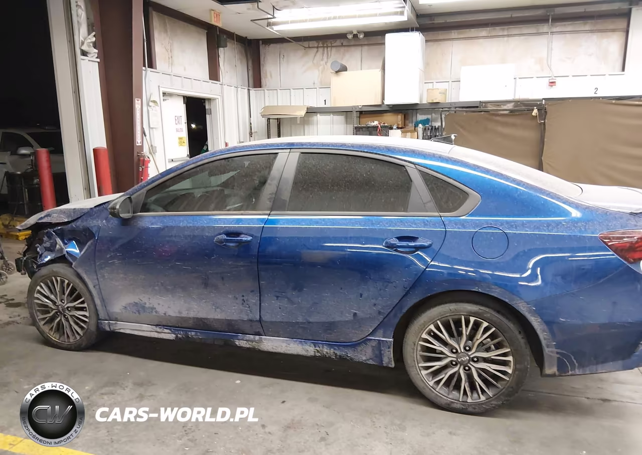 2024 Kia Forte Gt-Line VIN:3KPF54AD2RE812389 - 15