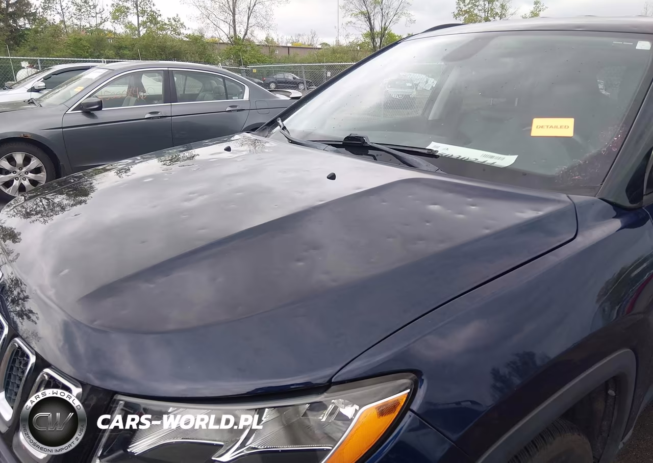 2018 Jeep Compass Latitude 4X4 VIN:3C4NJDBB2JT252474 - 6
