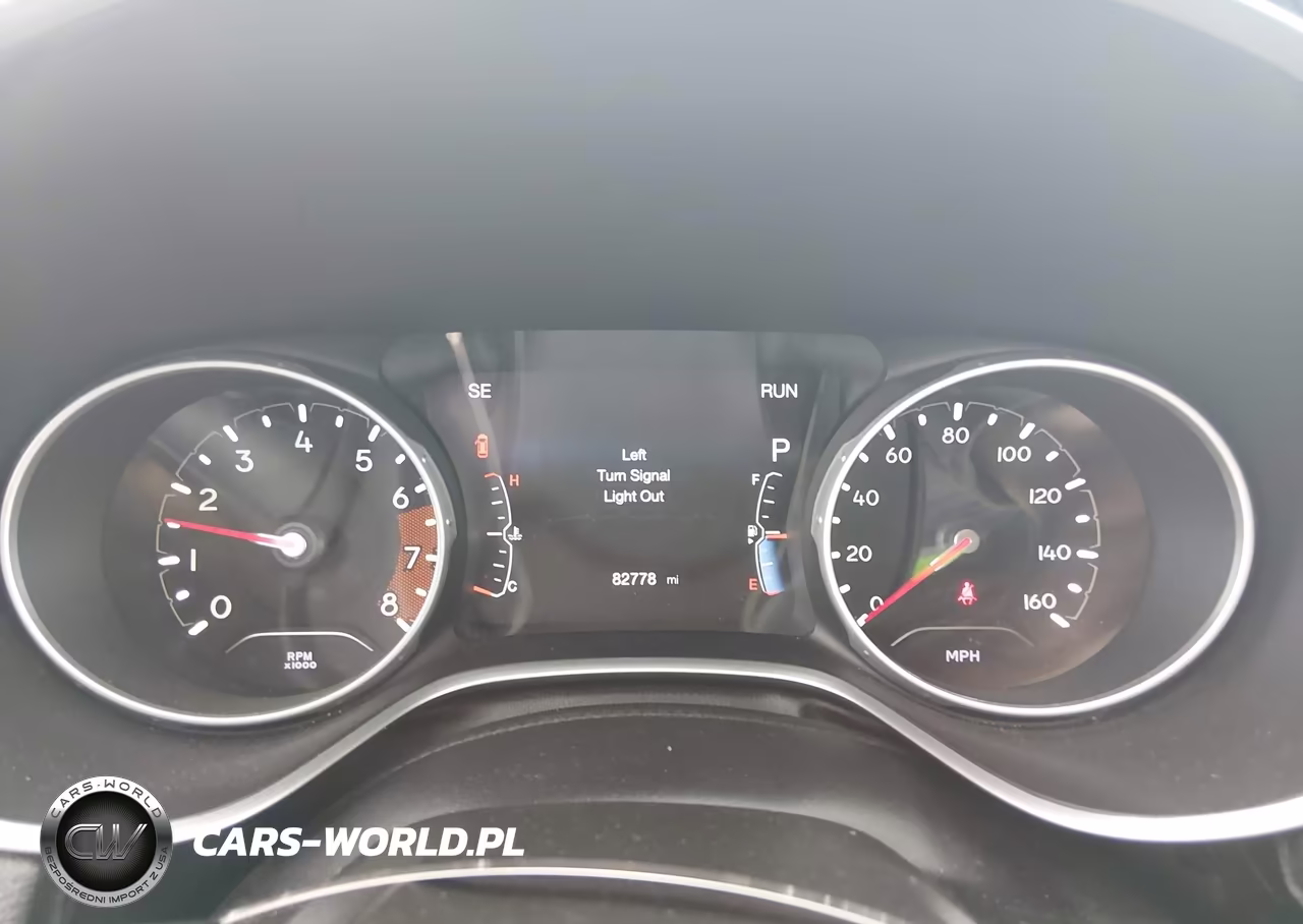 2018 Jeep Compass Latitude 4X4 VIN:3C4NJDBB2JT252474 - 7