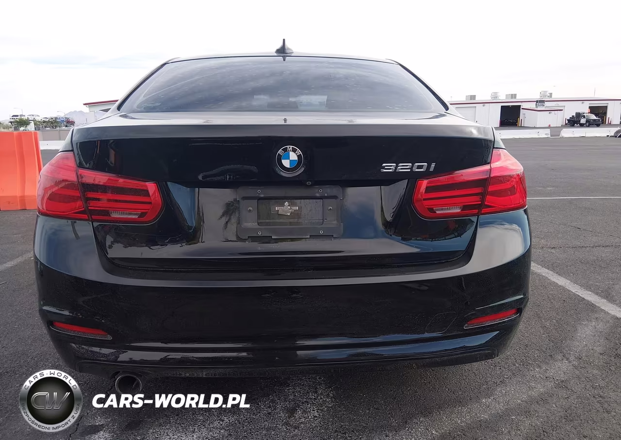 2018 BMW 320I VIN:WBA8A9C50JAH11995 - 17
