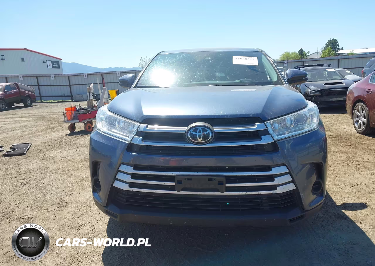 2019 Toyota Highlander Le VIN:5TDBZRFH3KS993431 - 12