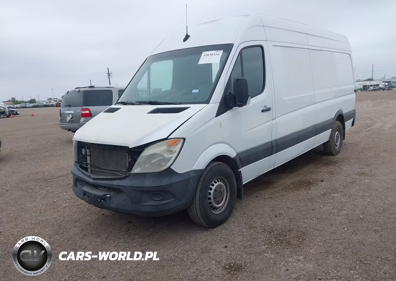 2018 Mercedes-Benz Sprinter 2500 High Roof V6 VIN:WD3PE8CD9JP615923 - 2