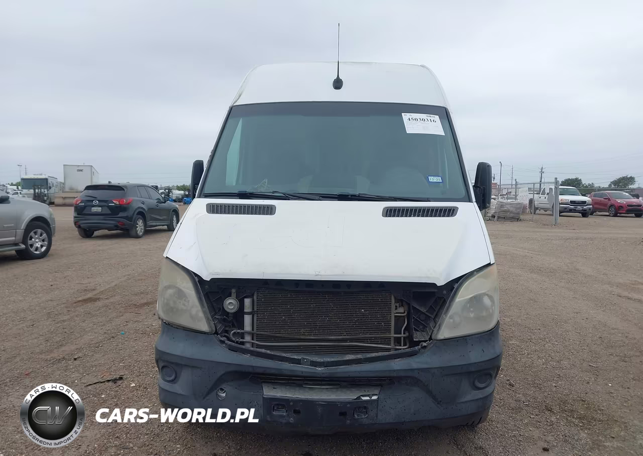 2018 Mercedes-Benz Sprinter 2500 High Roof V6 VIN:WD3PE8CD9JP615923 - 6
