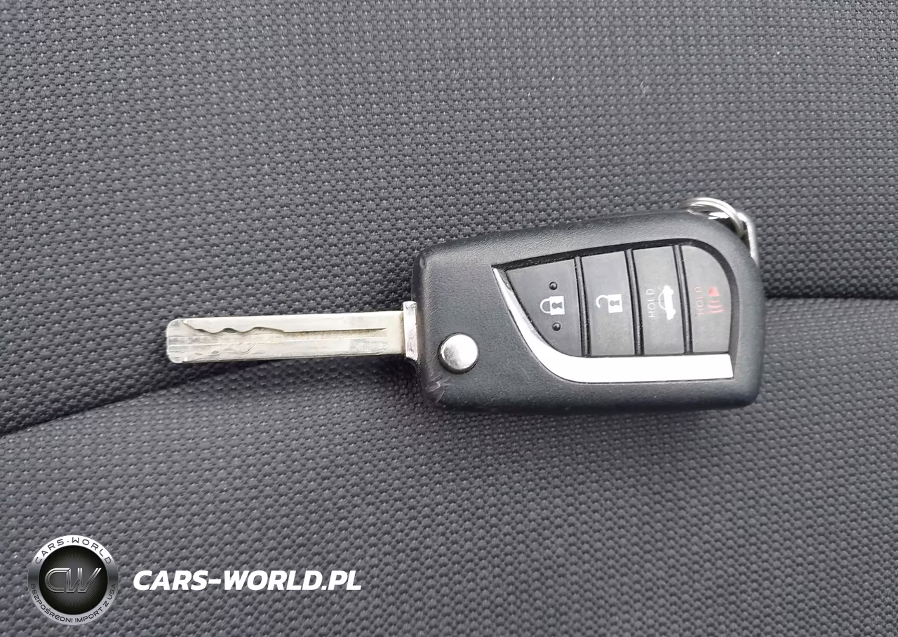 2020 Toyota Corolla Le VIN:5YFEPRAE0LP143573 - 11