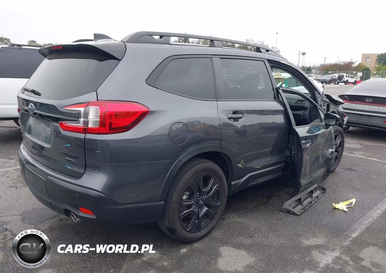 2025 Subaru Ascent Onyx Edition 7-Passenger VIN:4S4WMAFD2S3406485 - 4