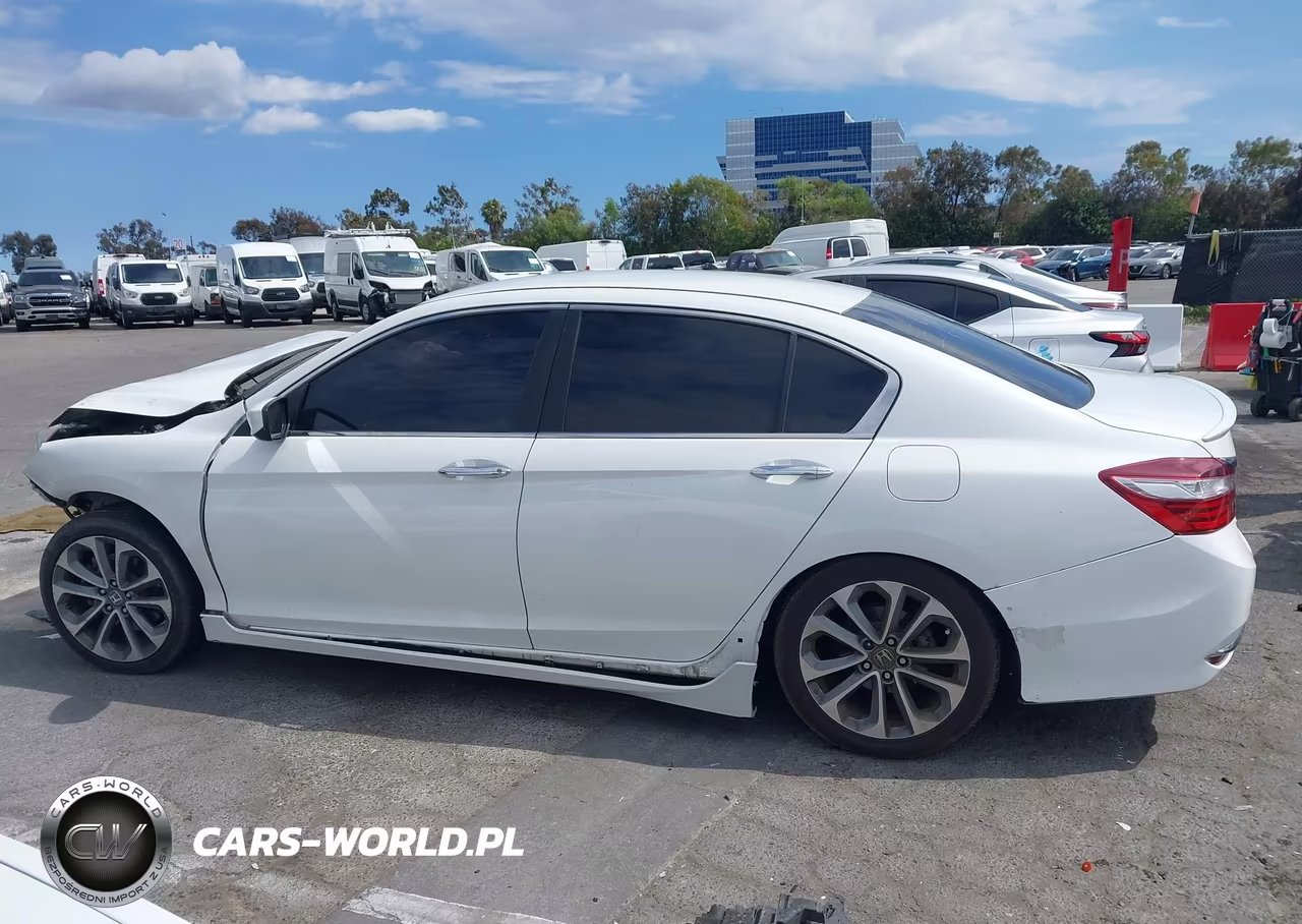 2016 Honda Accord Sport VIN:1HGCR2F55GA123459 - 15