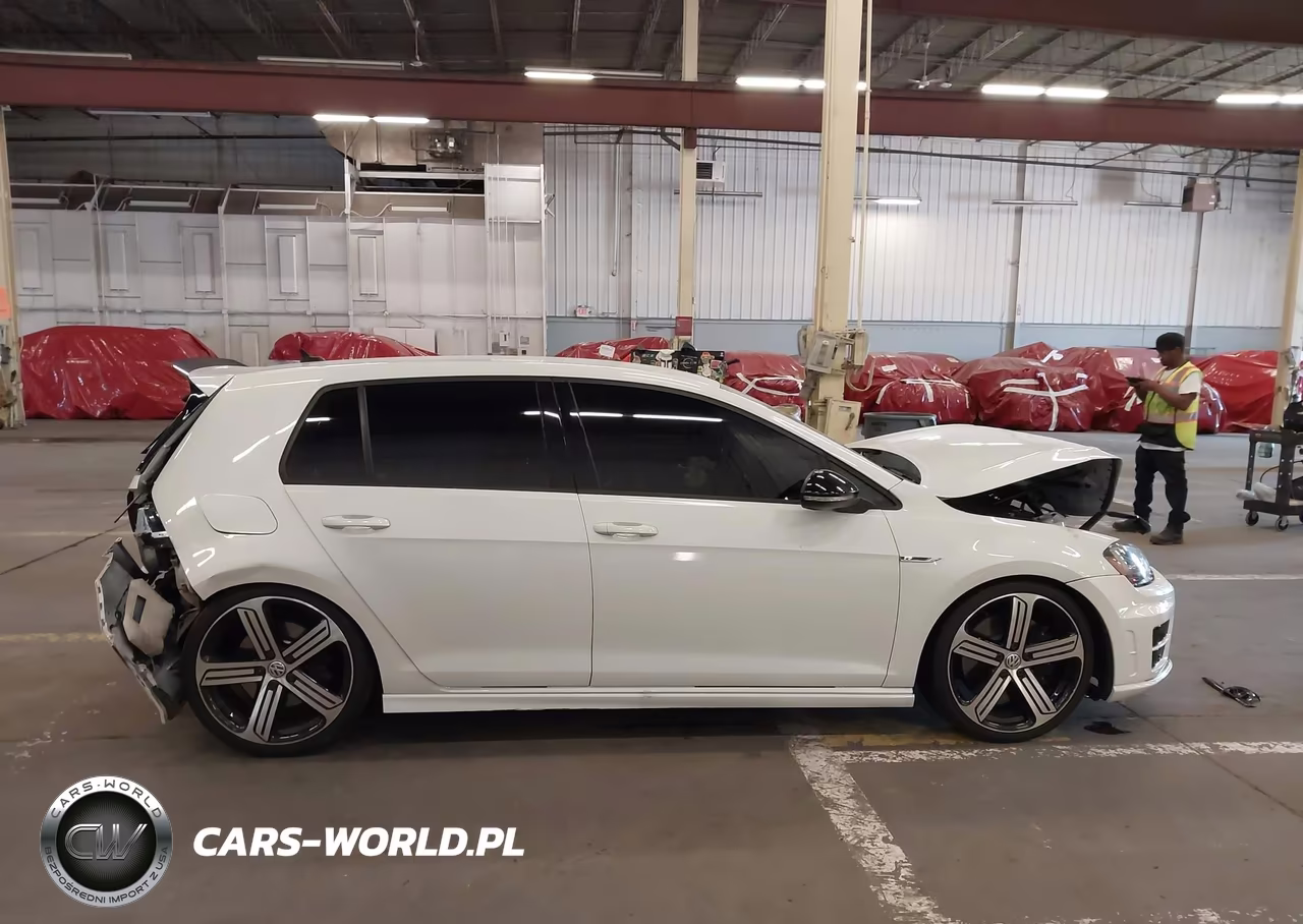 2016 Volkswagen Golf R 4-Door VIN:WVWLF7AU5GW171985 - 14