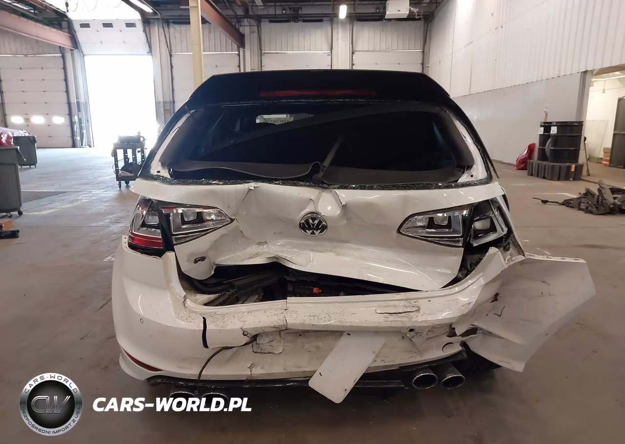 2016 Volkswagen Golf R 4-Door VIN:WVWLF7AU5GW171985 - 17
