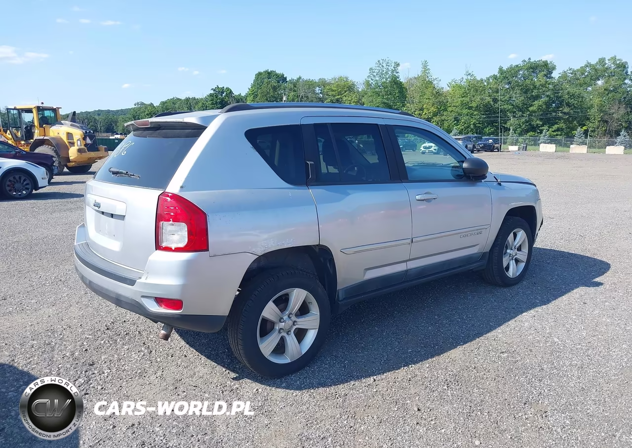 2011 Jeep Compass VIN:1J4NT1FB6BD289273 - 4