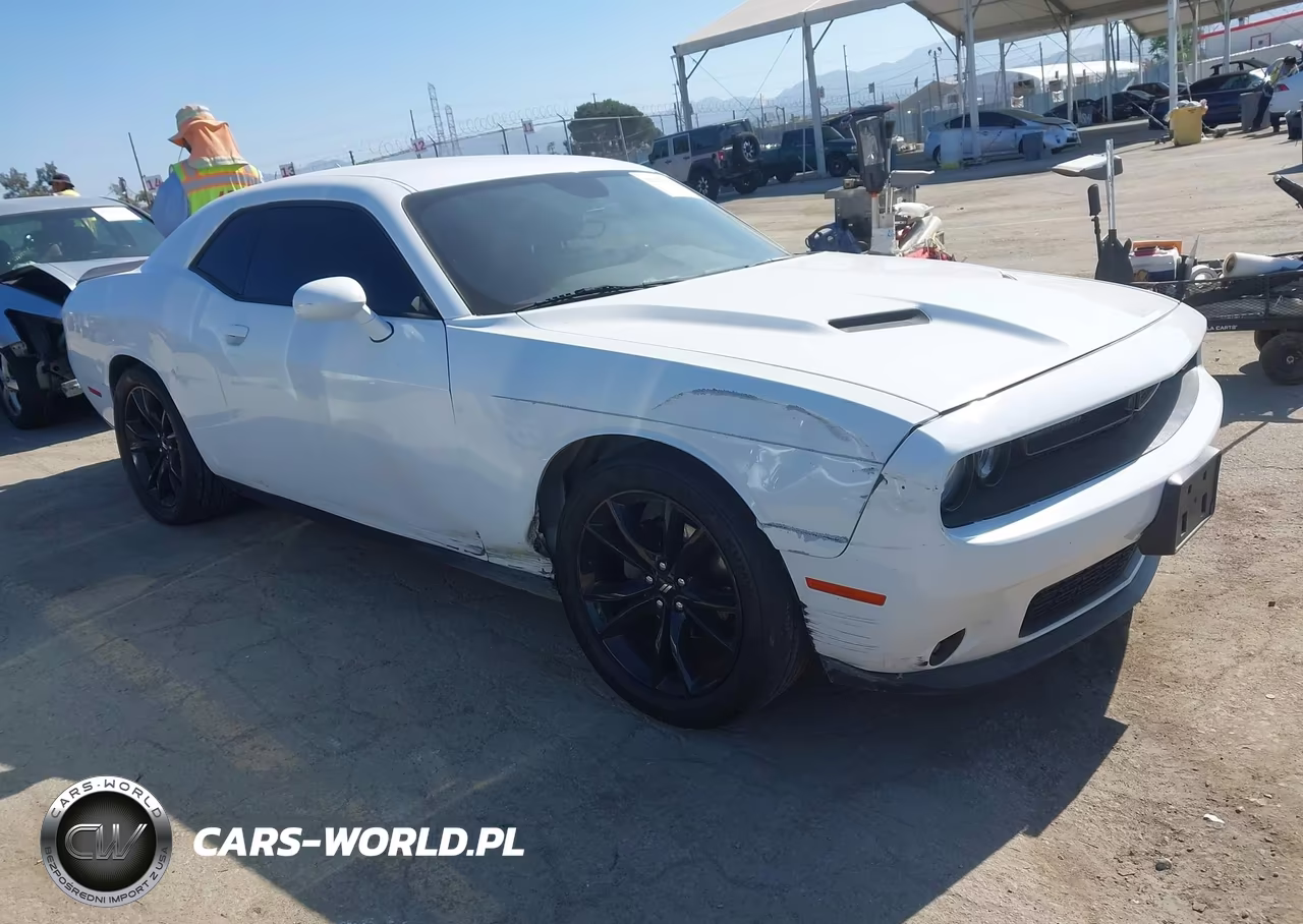 2018 Dodge Challenger Sxt – zdjęcie 1 z 16