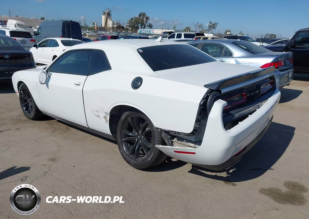 2018 Dodge Challenger Sxt VIN:2C3CDZAG8JH288157 - 3