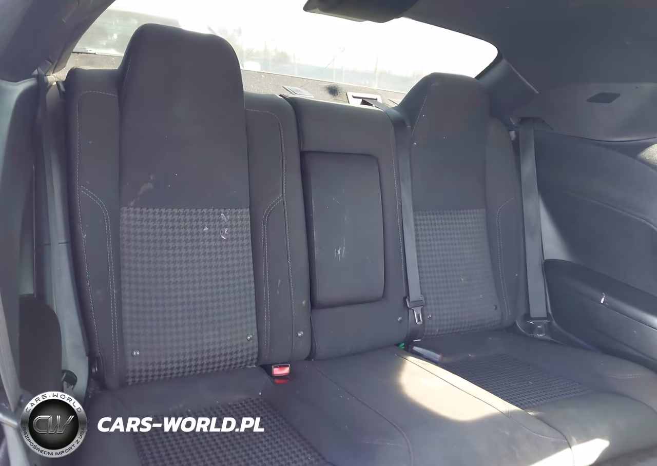 2018 Dodge Challenger Sxt VIN:2C3CDZAG8JH288157 - 8