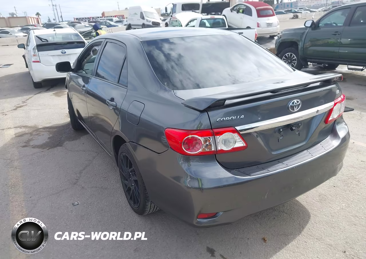 2012 Toyota Corolla Le VIN:2T1BU4EE1CC812474 - 3