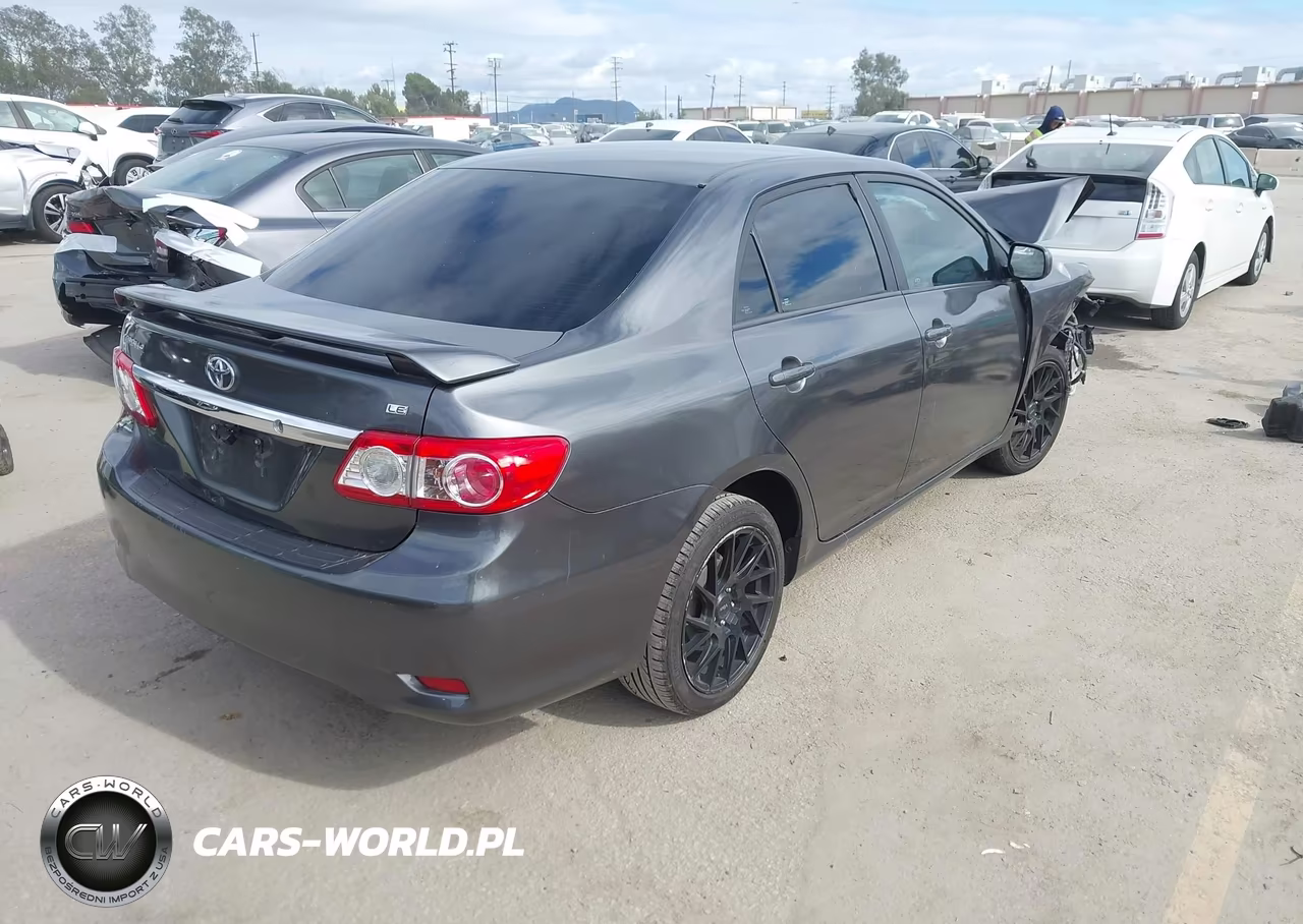 2012 Toyota Corolla Le VIN:2T1BU4EE1CC812474 - 4