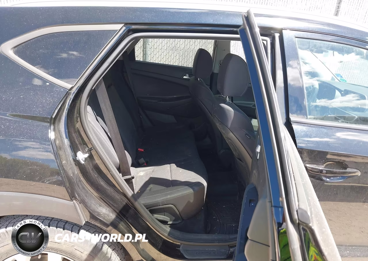 2020 Hyundai Tucson Value VIN:KM8J33A47LU264615 - 8