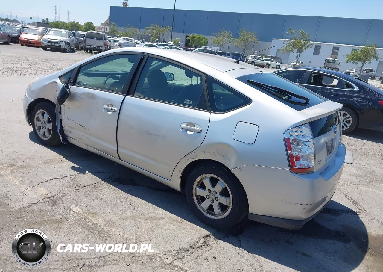 2008 Toyota Prius VIN:JTDKB20UX83360033 - 3
