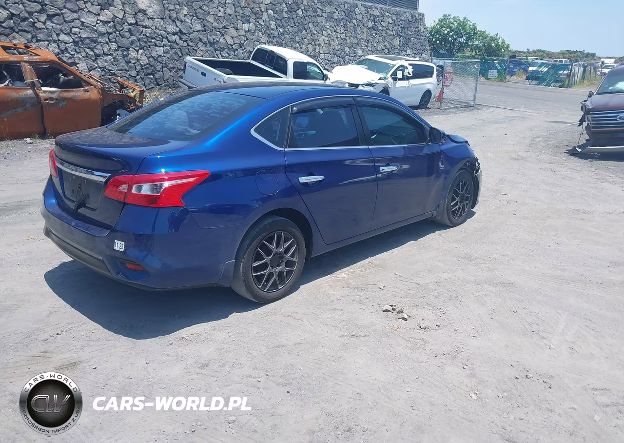 2017 Nissan Sentra S VIN:3N1AB7APXHY348041 - 4