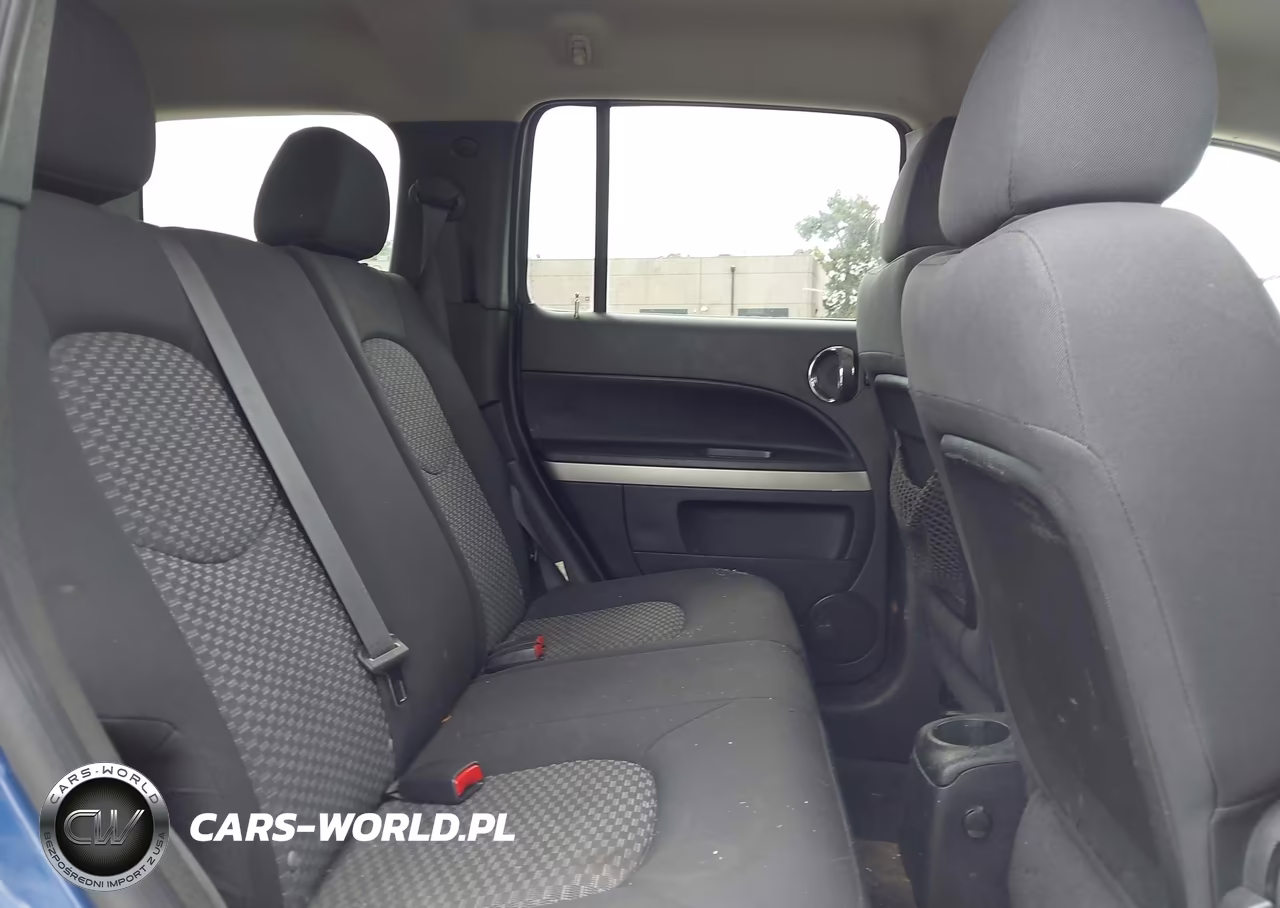 2008 Chevrolet Hhr Ls VIN:3GNCA13D88S709270 - 8