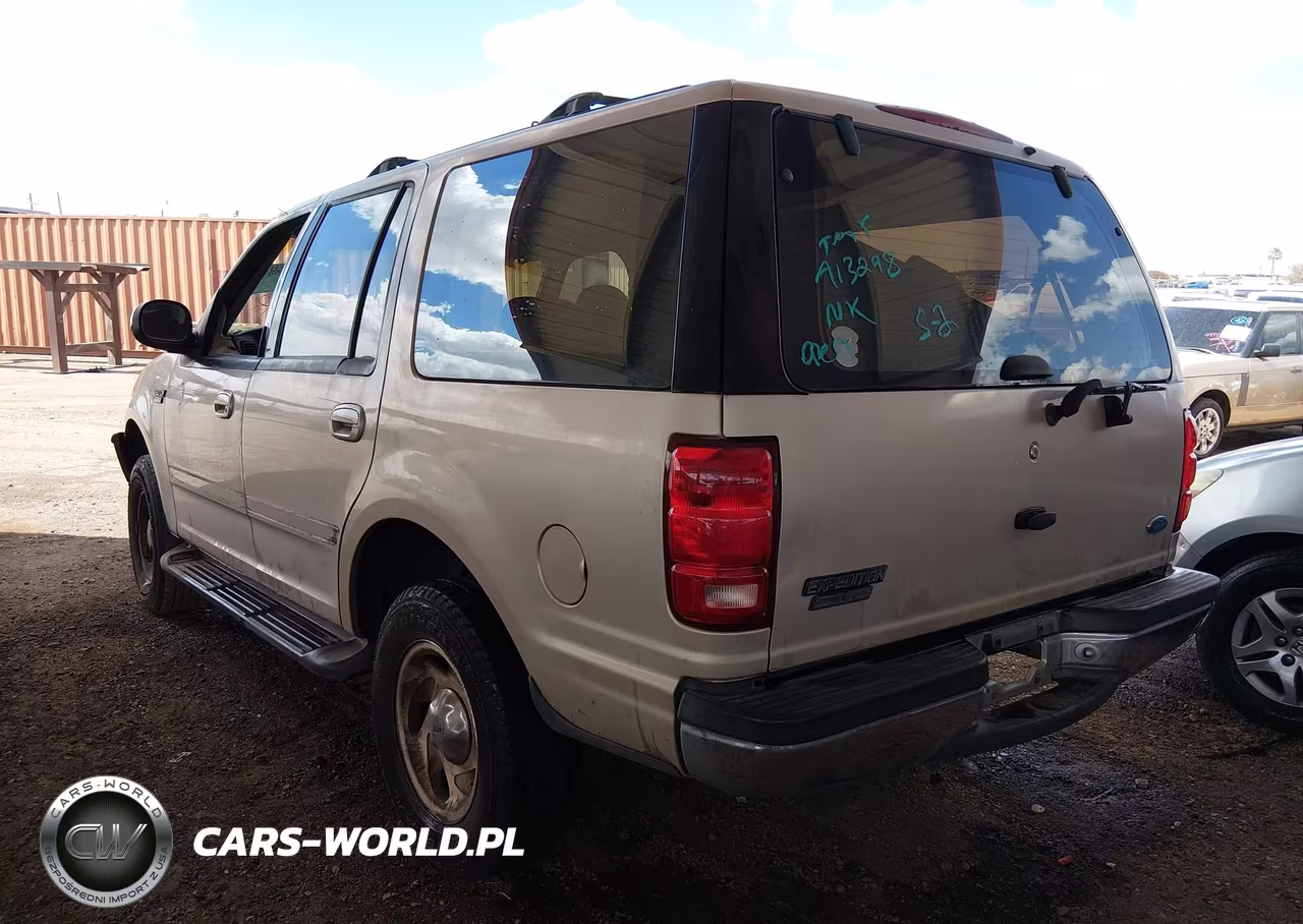 1997 Ford Expedition Eddie Bauer-Xlt VIN:1FMFU18L9VLA13298 - 3