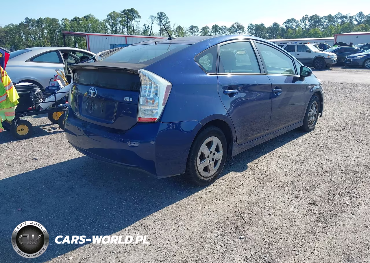 2011 Toyota Prius Two VIN:JTDKN3DU1B1467319 - 4