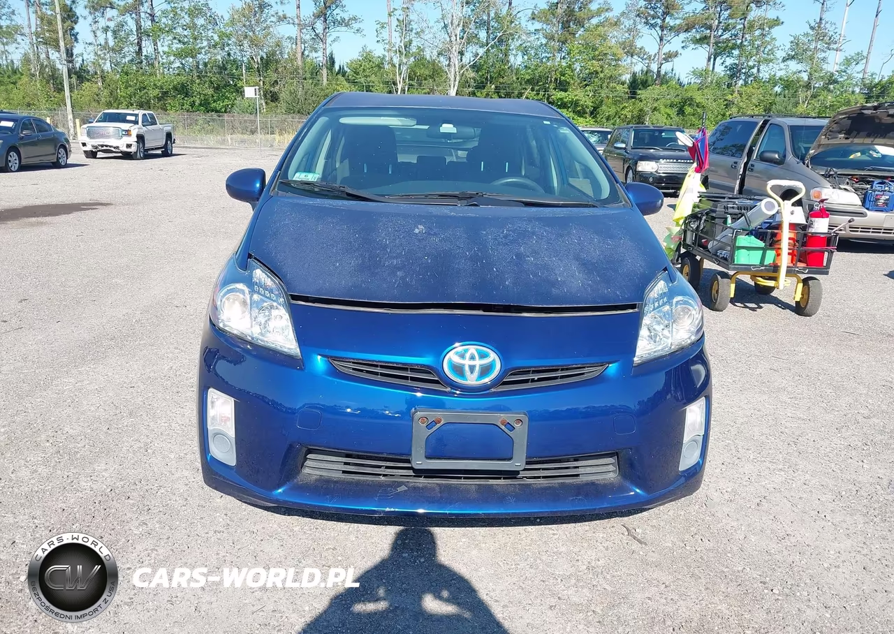 2011 Toyota Prius Two VIN:JTDKN3DU1B1467319 - 6
