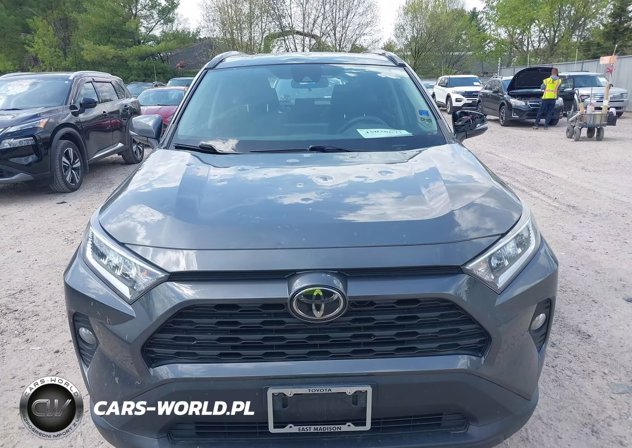 2020 Toyota Rav4 Xle VIN:2T3P1RFV9LC078197 - 12