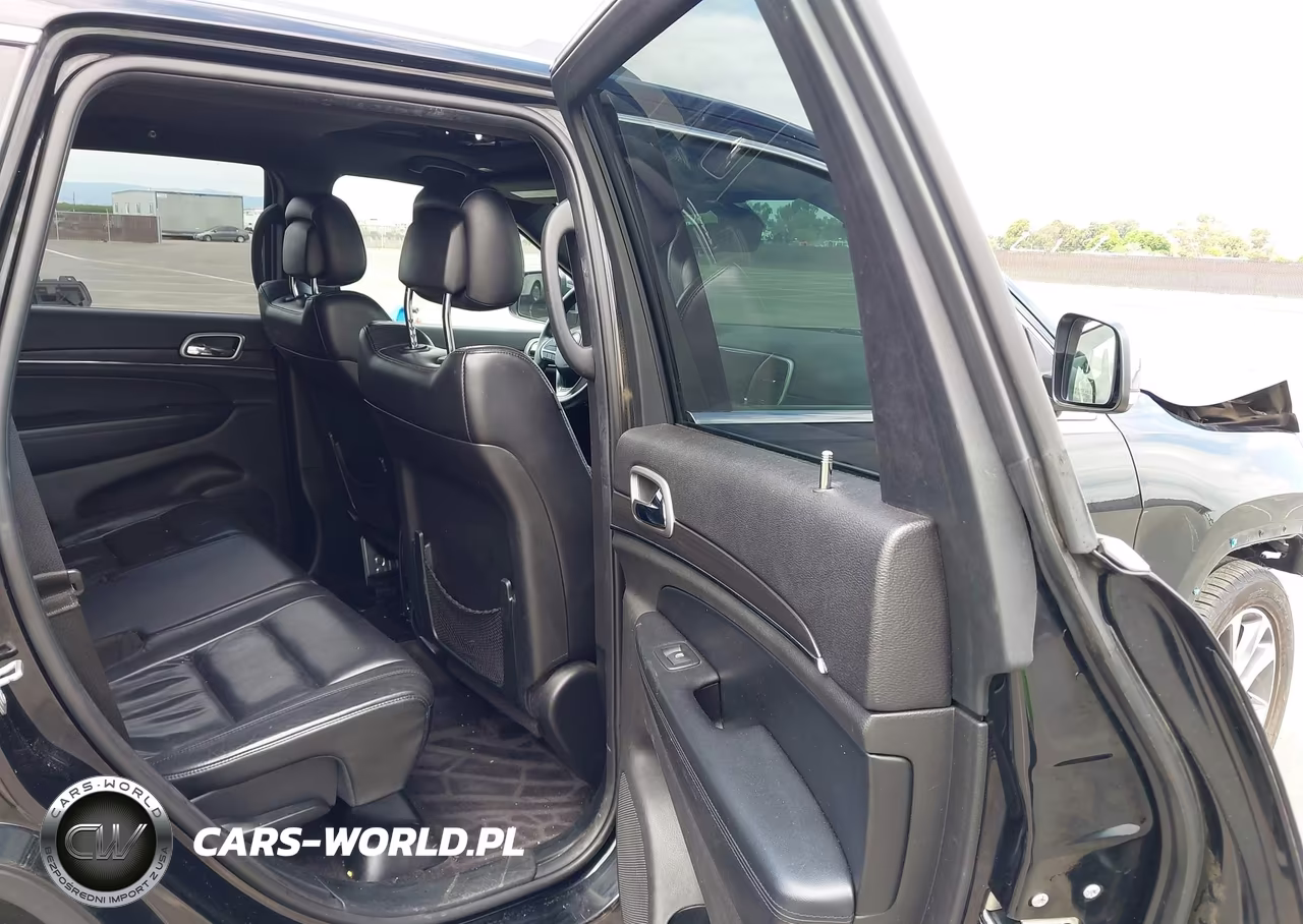 2018 Jeep Grand Cherokee Limited 4X2 VIN:1C4RJEBG2JC304863 - 8