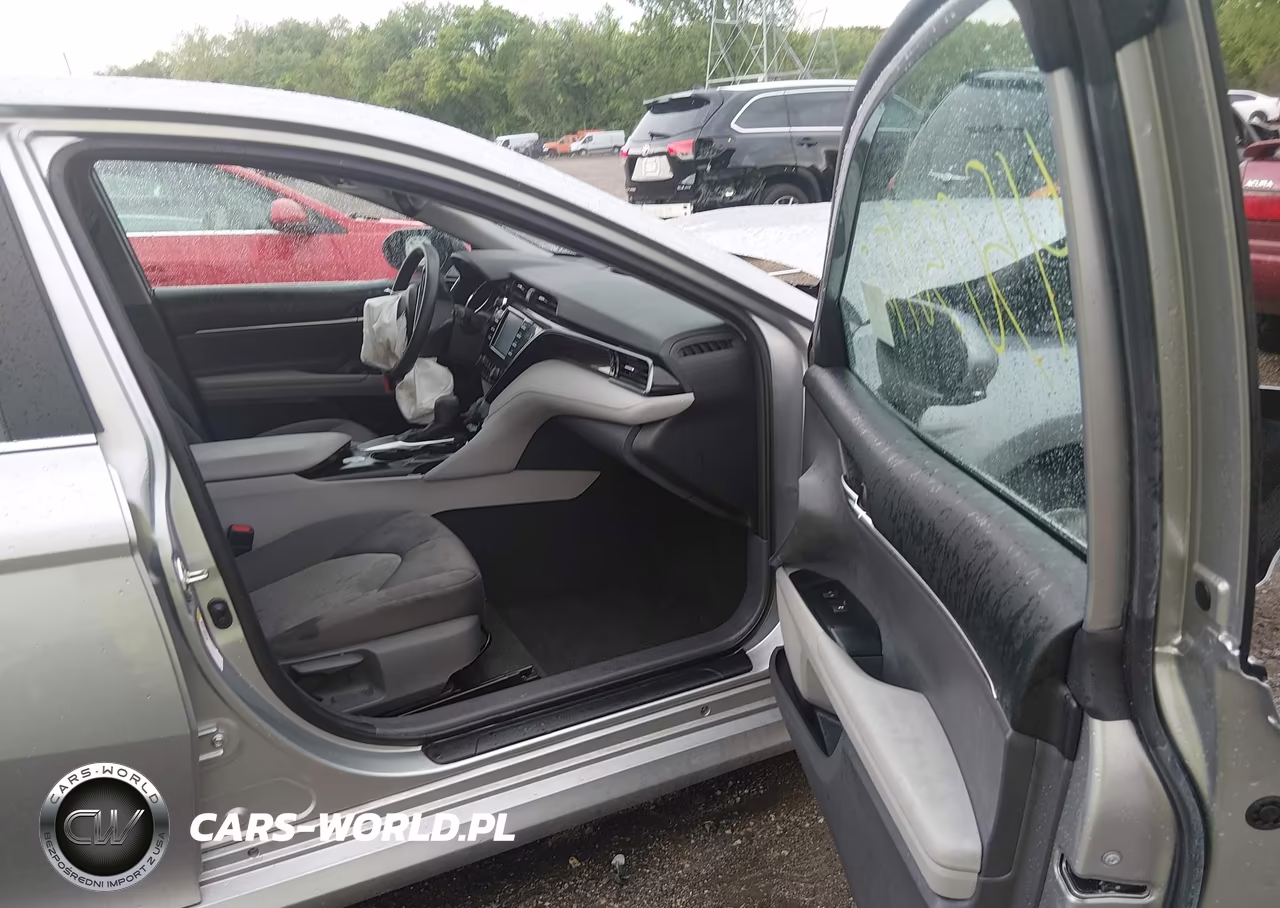 2019 Toyota Camry Le VIN:4T1B11HK4KU178437 - 5